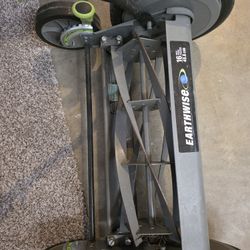 Earthwise Grass Cutter 