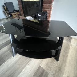 Tv Stand In good Condition. 