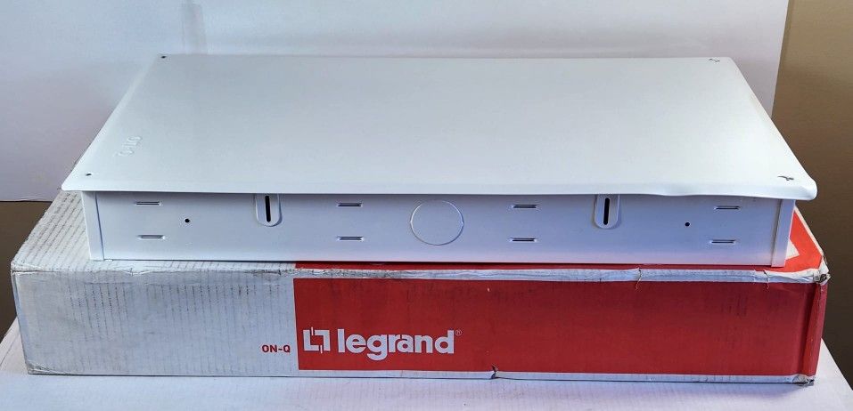 On-Q EN2800 EN 20 Gauge CRS Enclosure with Screw-On Cover, 28 inch, Glossy White #731