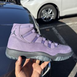 Air Jordan 11 “Mojave”  size 10.5  $280