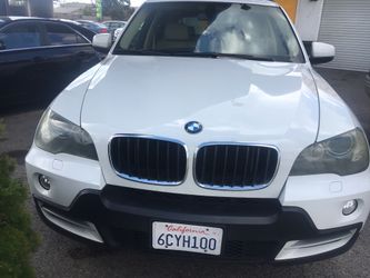 2008 BMW X5 120 k only 3.0 SI fully loaded panoramic moonroof heated leather seats absolutely gorgeous very beautiful car &9850.00 or b.o