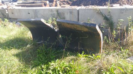 V-plow for bob cat