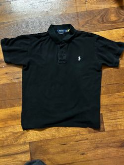 Ralph Lauren black polo size M(fits small)
