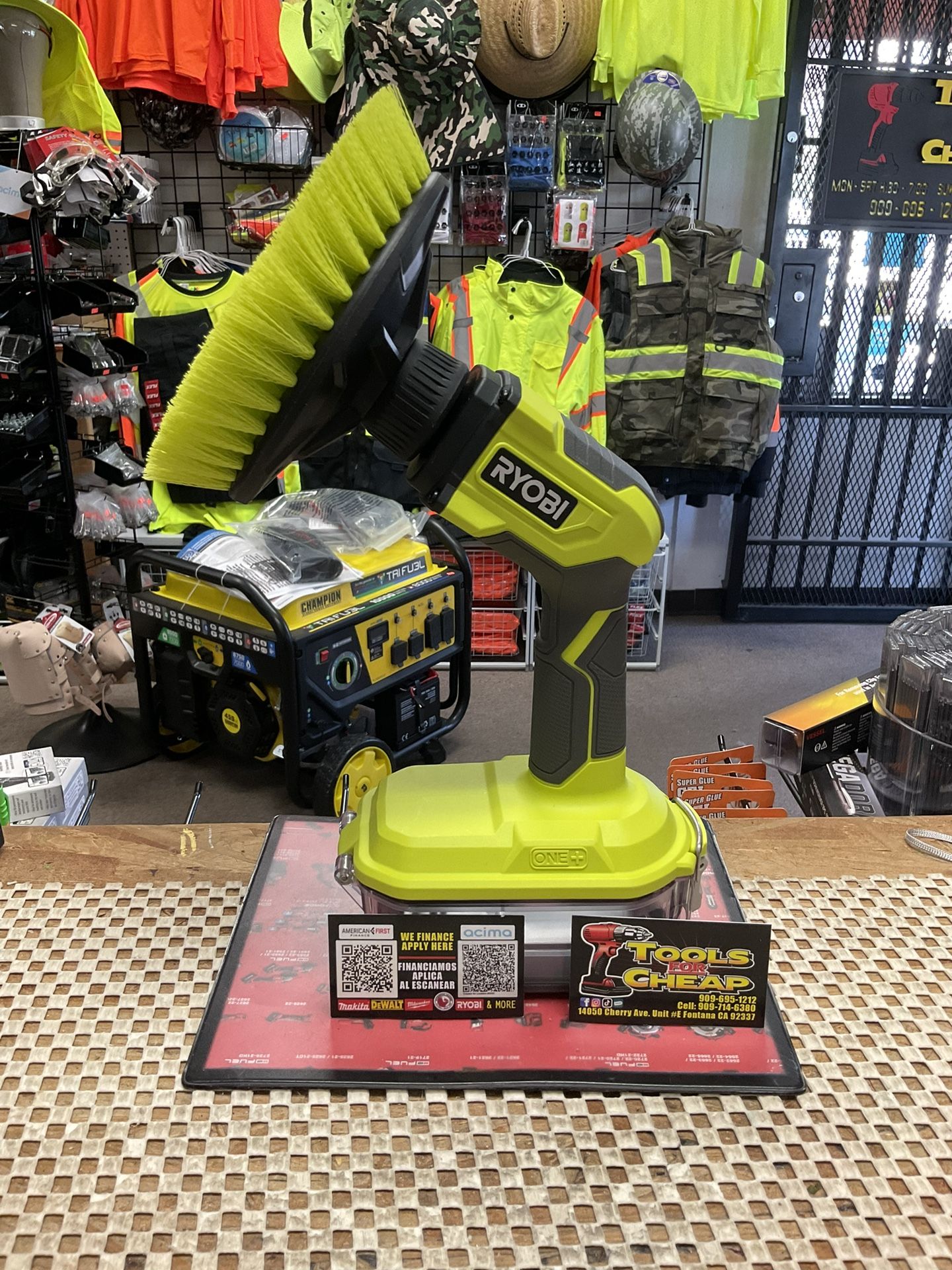 RYOBI ONE+ 18V Cordless Power Scrubber (Tool Only)