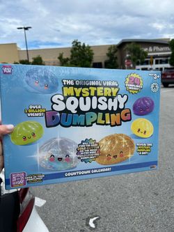 🎁 Mystery Squishy Dumpling Countdown Calendar – 24 Squishies