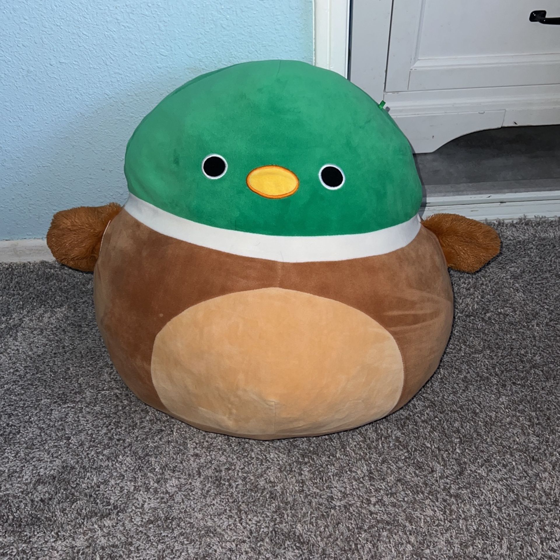 Avery The Duck 16 Inch Squishmallow