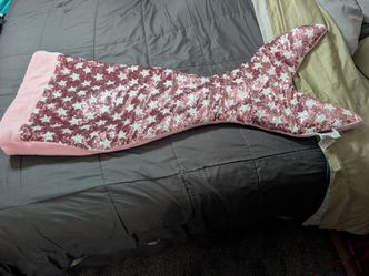 Mermaid tail blanket