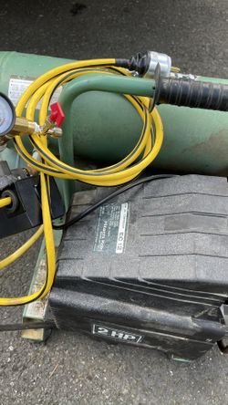 Air  Compressor   Hitachi  