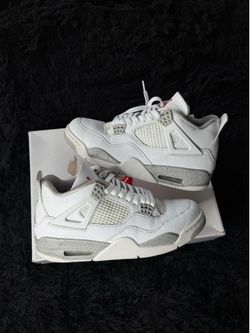 Jordan 4s