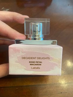 E30 Decadent Delights Rose Petal Macaron Lattafa Perfume