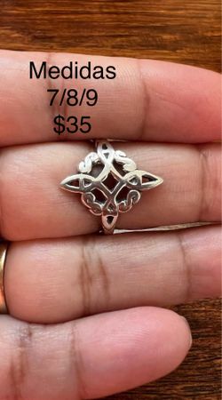 Anillos de protección nudo de bruja de plata 925