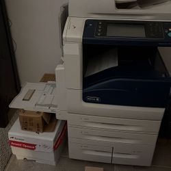 XEROX PRINTER WITH TONER AND DRUMS, Developer. 