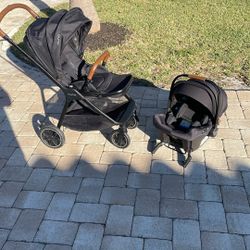 Nuna  Stroller