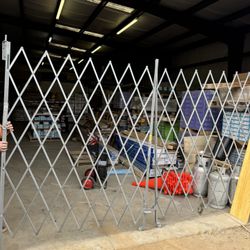 Expanding Safety Gate