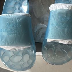 Coach slides size 6 women