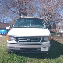 2006 Ford E-250