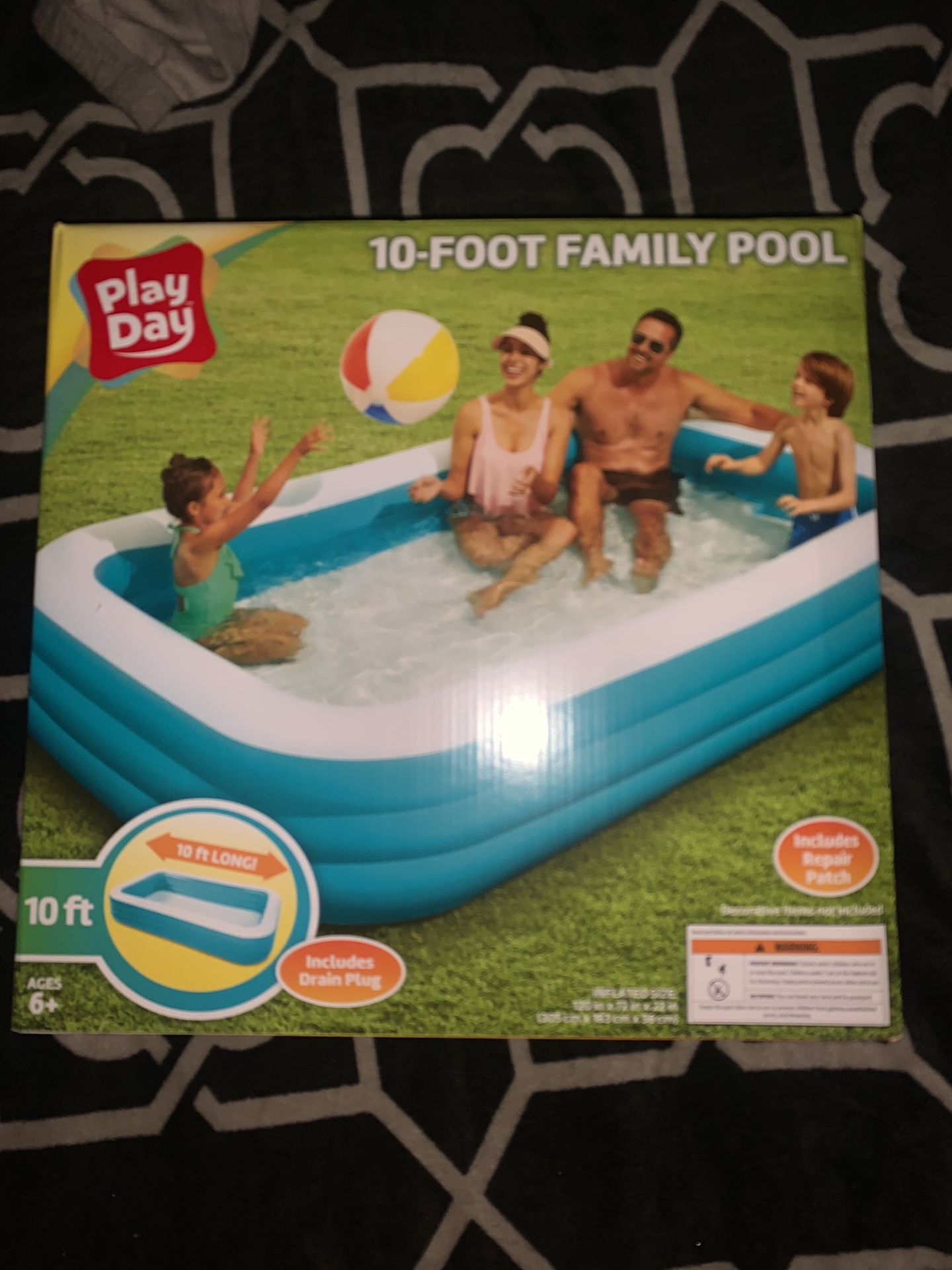 Play day 10FT Family pool OBO