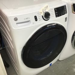 New Scratch And Dent GE Front Load Washer . 1 year Warranty 