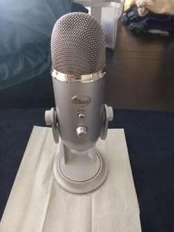 Yetti microphone