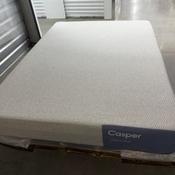 Like New Casper Cloud One Memory Foam Queen Mattress