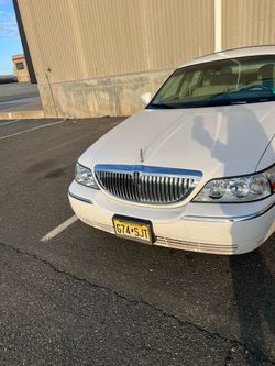 Lincoln Towncar Signature 