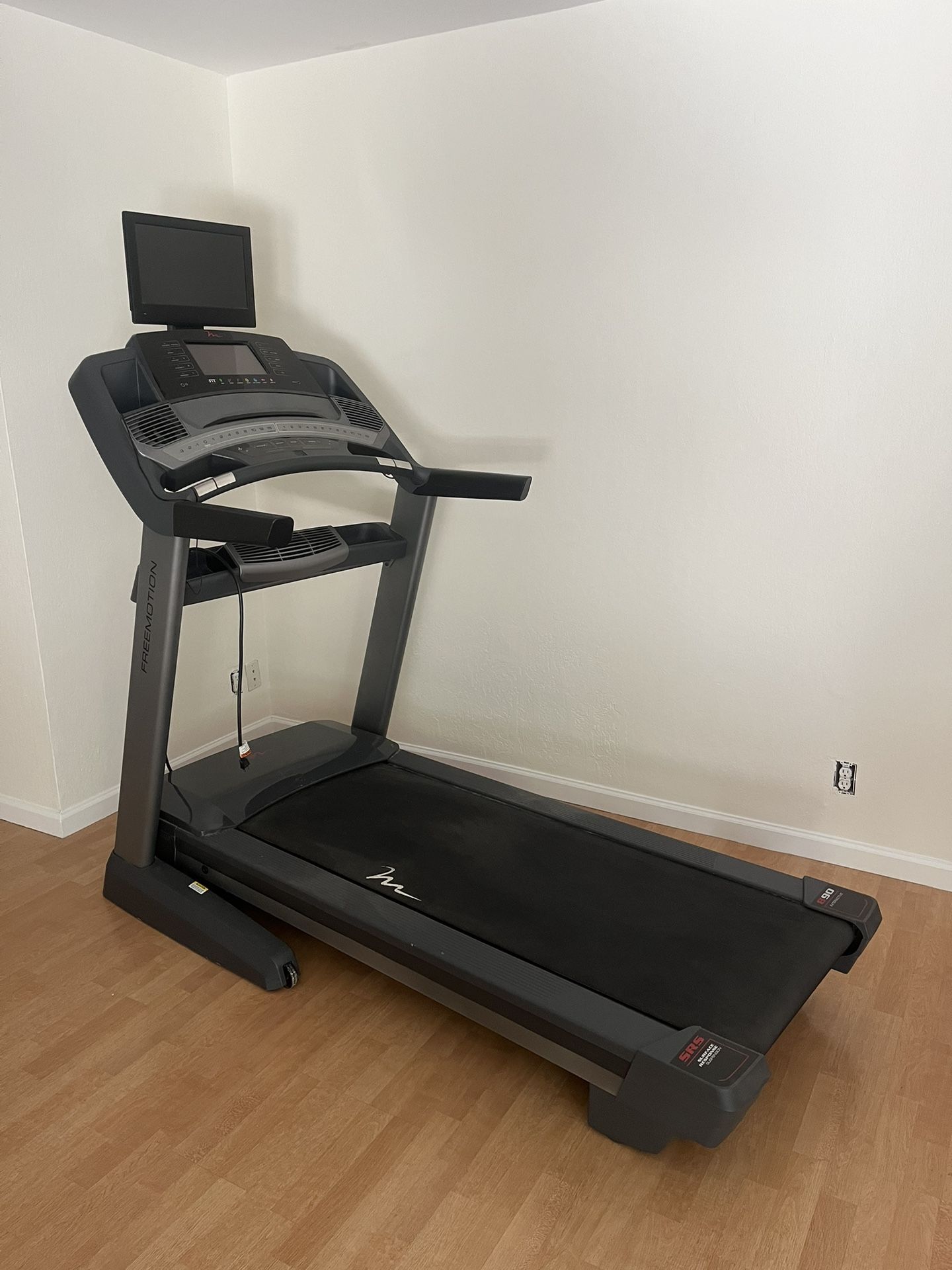 Free Motion SRS 890 Interactive