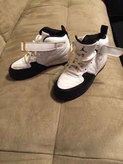 Jordans Nike 4.5 y new