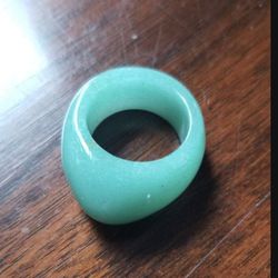 Beautiful Jade Gemstone Band Ring Dome Ring size 10-10.5