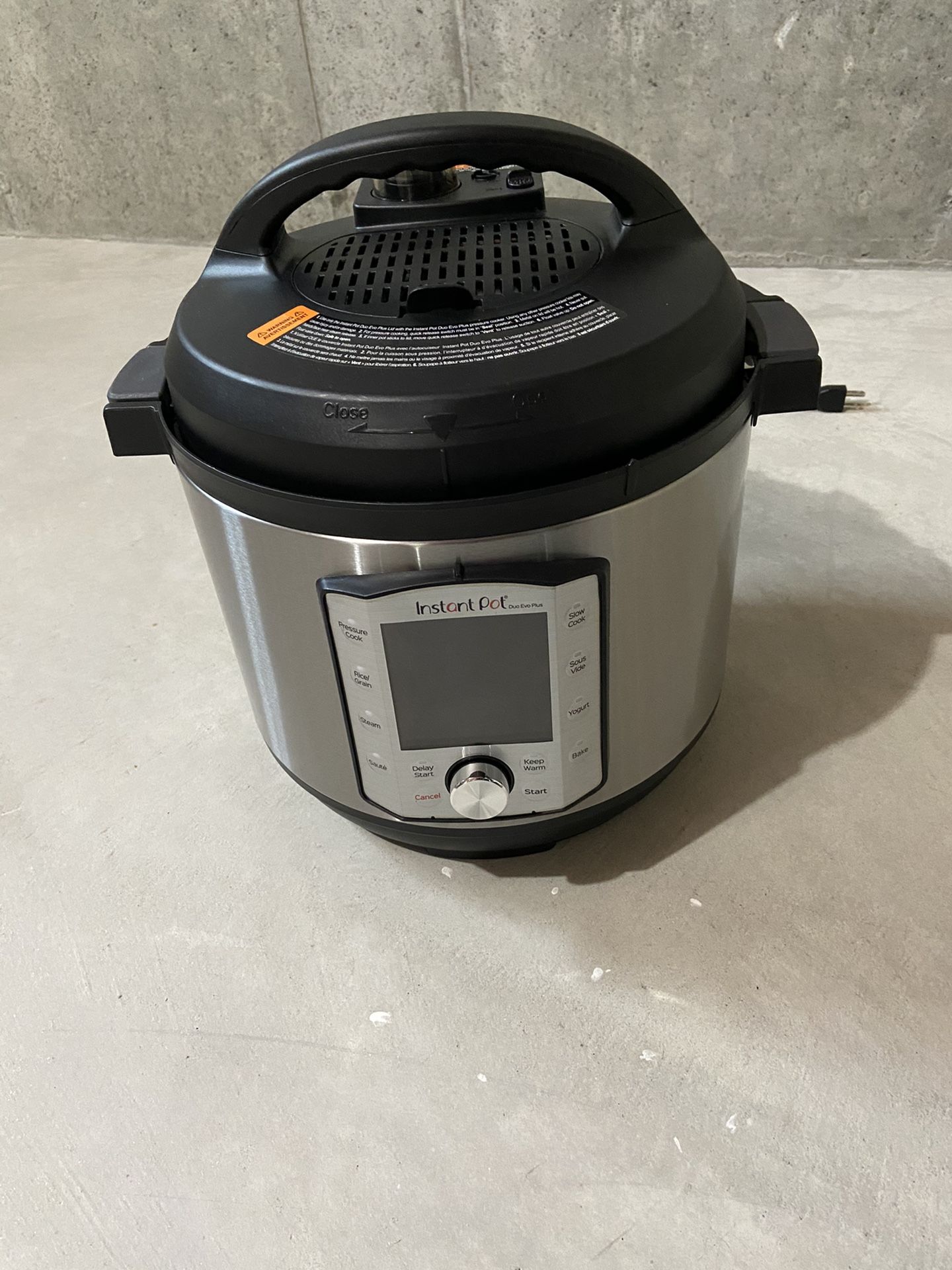 Instant Pot 8 quarts Duo Evo Plus