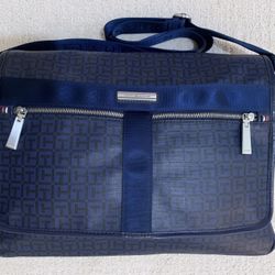 Tommy Hilfiger Messenger Bag / Purse