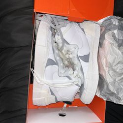 Nike Sacai Blazers White/Grey Size 10