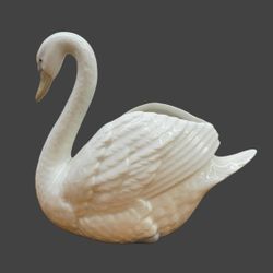 A Collectible Vintage Handmade Nao by Lladró 6.5" Porcelain Swan Figurine, Spain