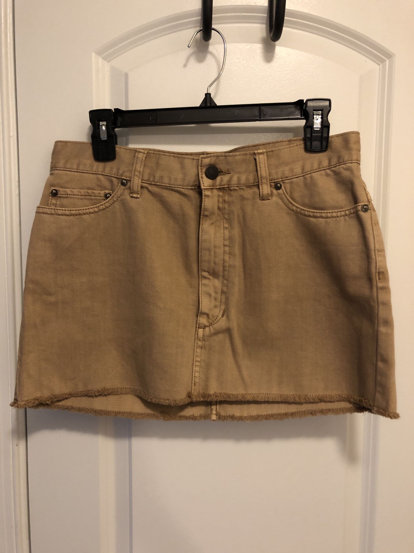 Women’s Beige skirt , size 27