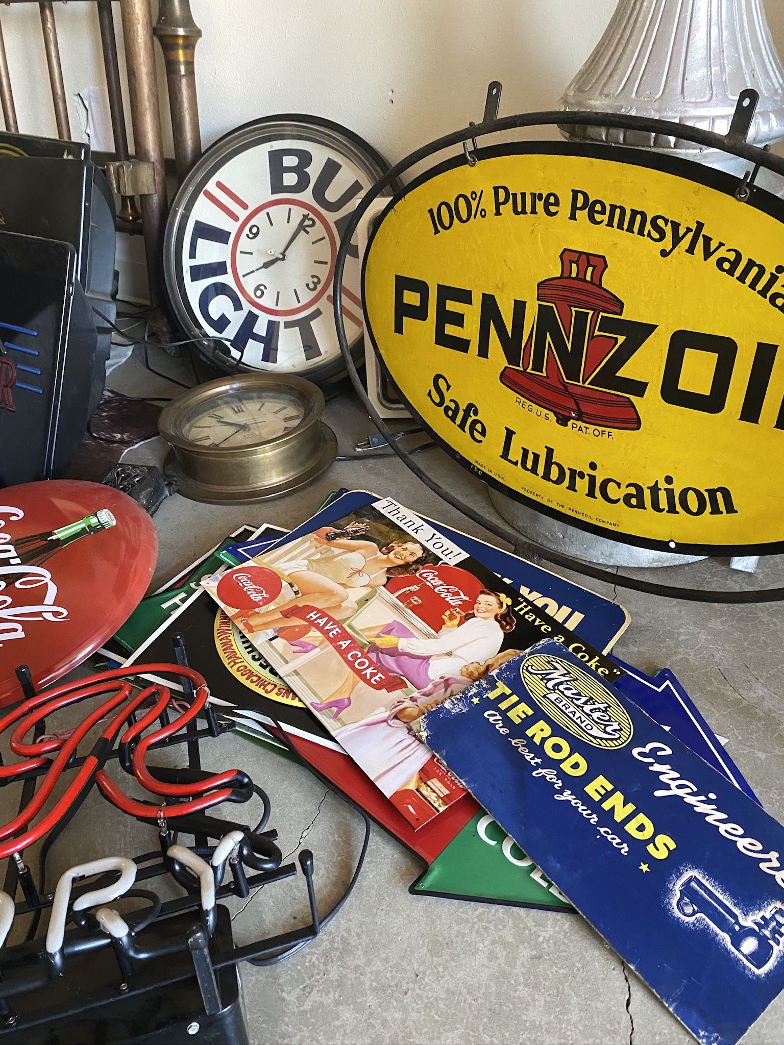 We Have amazing vintage Items Always Priced To Sell!