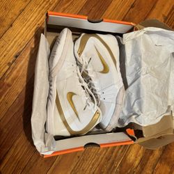 Nike Freeks Wrestling Shoe Size 10 Like new white and gold