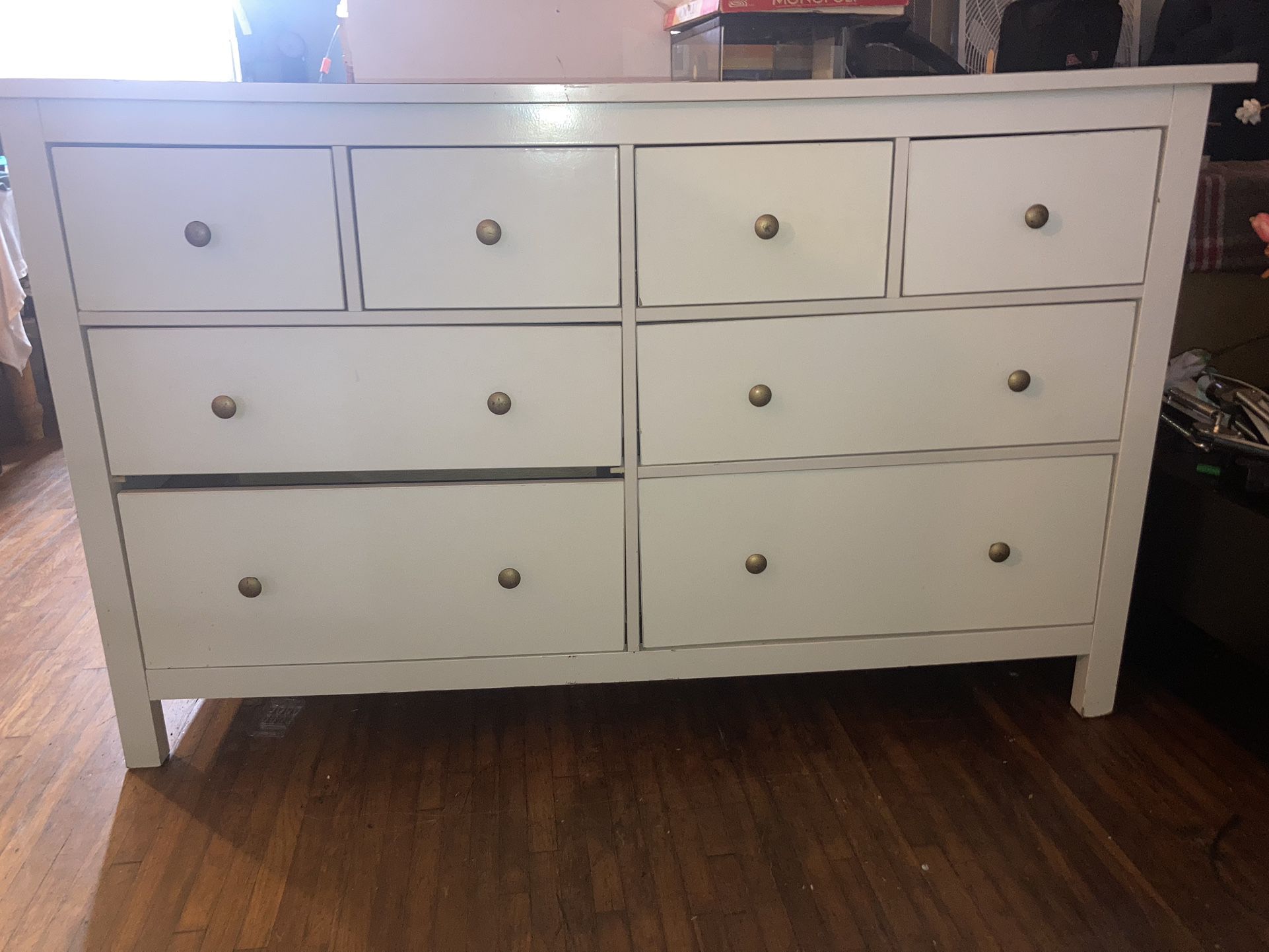 Dresser With 8 Drawers $180