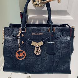 Micheal Kors Purse