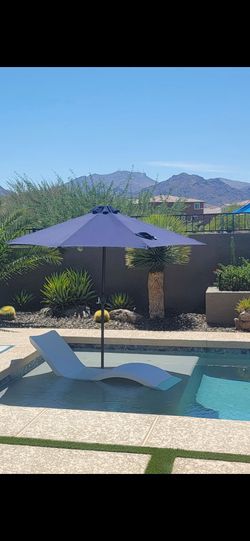 Ledge Lounger Signature Chaise