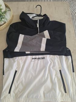 Hollister pullover windbreaker