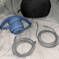 Beats Solo 4 Bluetooth Wireless On Ear Headphones .