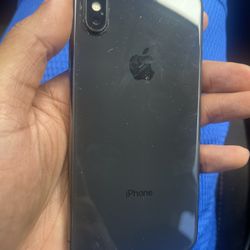 UNLOCKED IPHONE X/ GOOD CONDITION 