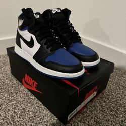 Air Jordan 1 Retro High OG "Royal Toe" 5.5Y