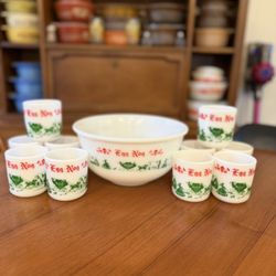 Vtg Hazel Atlas Egg Nog Punch Bowl Red & Green Holiday Scene 11-Pc Bowl & Cup