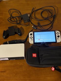 Nintendo Switch OLED White Bundle
