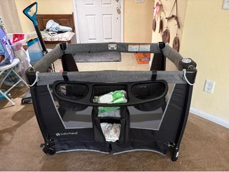 Baby tend pack and play