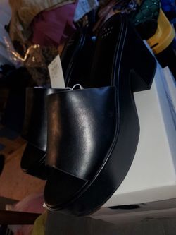 *NWT* A New Day black platform sandals- Women's size 14