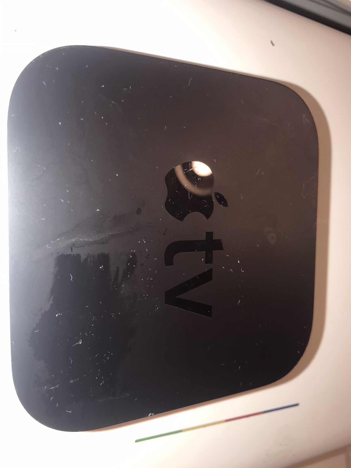 Apple A1469 EMC2633 Apple TV 3rd generation No remote With power cord