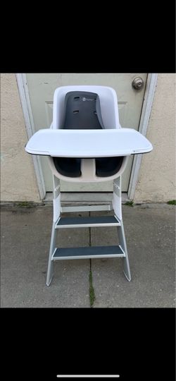 4 MOMS HIGH CHAIR