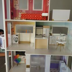 Rainbow high Doll House 