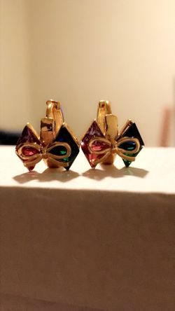 Cute little earrings